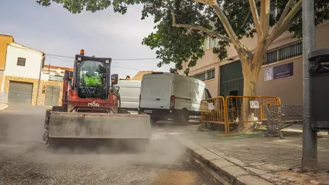 Elda inicia las obras en las calles Manzano y Limonero en la zona de La Melva. Elda inicia las obras en las calles Manzano y Limonero en la zona de La Melva.