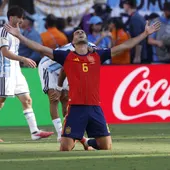 Mikel Merino de España celebra la victoria de su selección en la final de la Copa Mundial de la FIFA 2026 Mikel Merino de España celebra la victoria de su selección en la final de la Copa Mundial de la FIFA 2026
