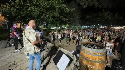 El Viver Wine Fest regresa el 7 de agosto como una de las grandes citas del verano en el Alto Palancia El Viver Wine Fest regresa el 7 de agosto como una de las grandes citas del verano en el Alto Palancia