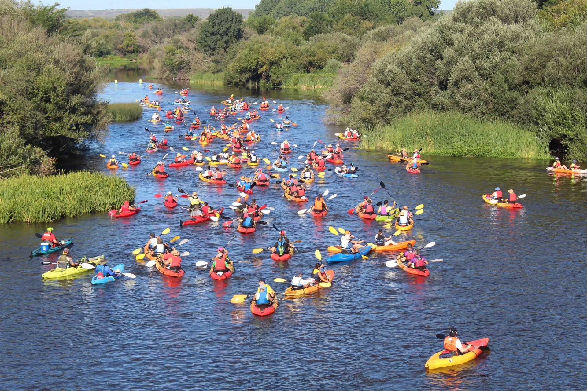 Cerca de 240 personas se inscriben para participar en el XVII Descenso del Río Alagón de Coria Cerca de 240 personas se inscriben para participar en el XVII Descenso del Río Alagón de Coria