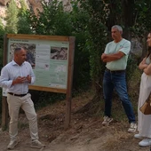 La Ruta del Zarzalar de Nerpio reabre tras su modernización dentro del Plan de Sostenibilidad Turística La Ruta del Zarzalar de Nerpio reabre tras su modernización dentro del Plan de Sostenibilidad Turística