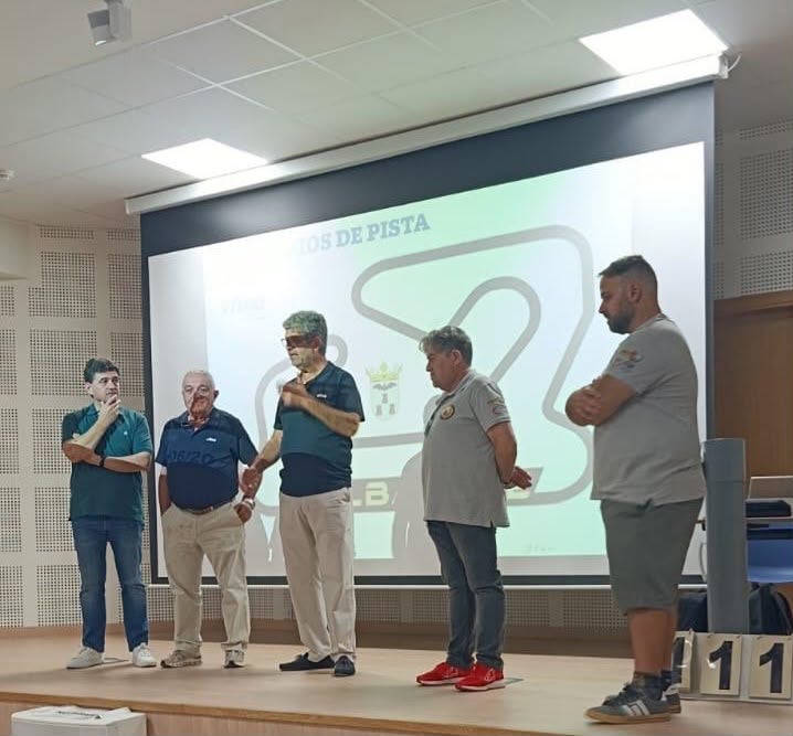 El Circuito de Albacete prepara a sus comisarios de pista para las carreras de septiembre y octubre El Circuito de Albacete prepara a sus comisarios de pista para las carreras de septiembre y octubre