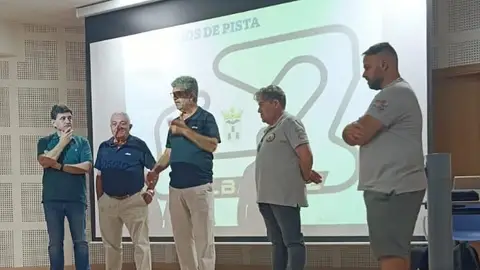El Circuito de Albacete prepara a sus comisarios de pista para las carreras de septiembre y octubre El Circuito de Albacete prepara a sus comisarios de pista para las carreras de septiembre y octubre