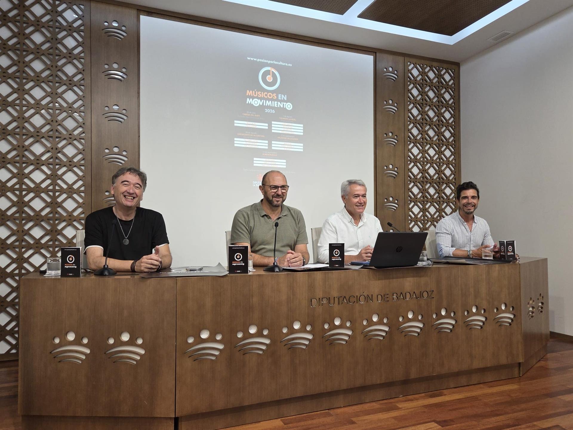 El Festival de Músicos en Movimiento recala en cinco poblaciones pacenses especialmente dedicado a Gene García El Festival de Músicos en Movimiento recala en cinco poblaciones pacenses especialmente dedicado a Gene García