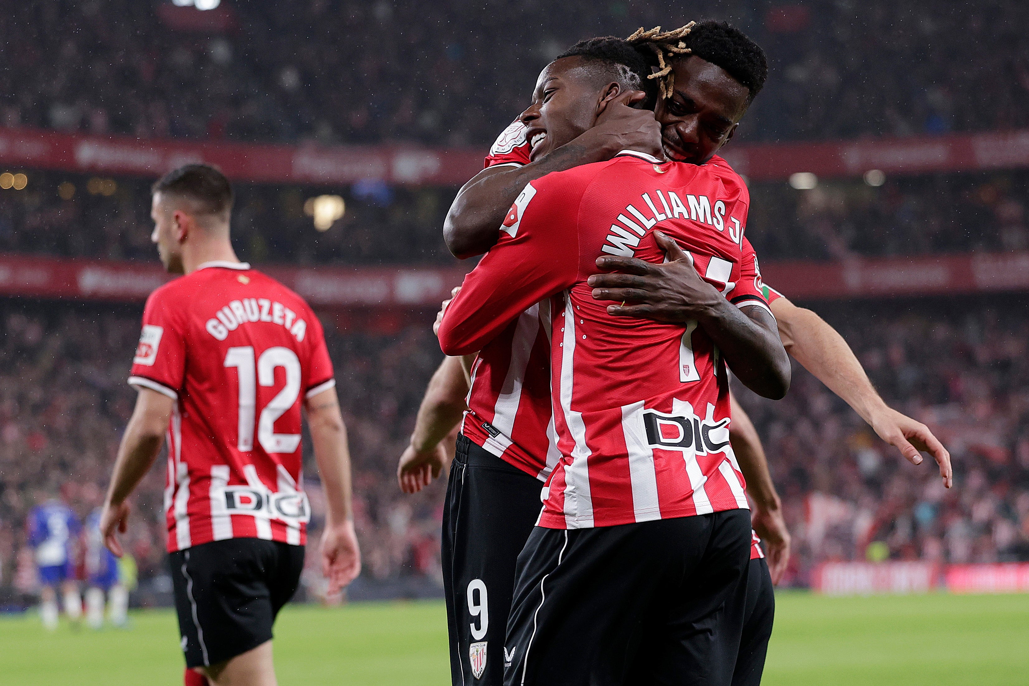 La bonita felicitación de Iñaki Williams a su hermano Nico tras ganar el Mundial: "Millones de inmigrantes se sienten orgullosos" La bonita felicitación de Iñaki Williams a su hermano Nico tras ganar el Mundial: "Millones de inmigrantes se sienten orgullosos"