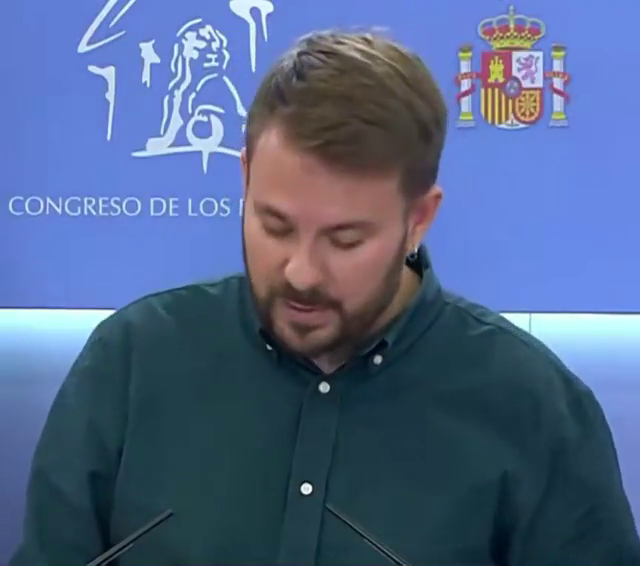 Sumar carga contra Ferran Torres por "especular" con la vivienda: "Acapara ya 20 viviendas" Sumar carga contra Ferran Torres por "especular" con la vivienda: "Acapara ya 20 viviendas"