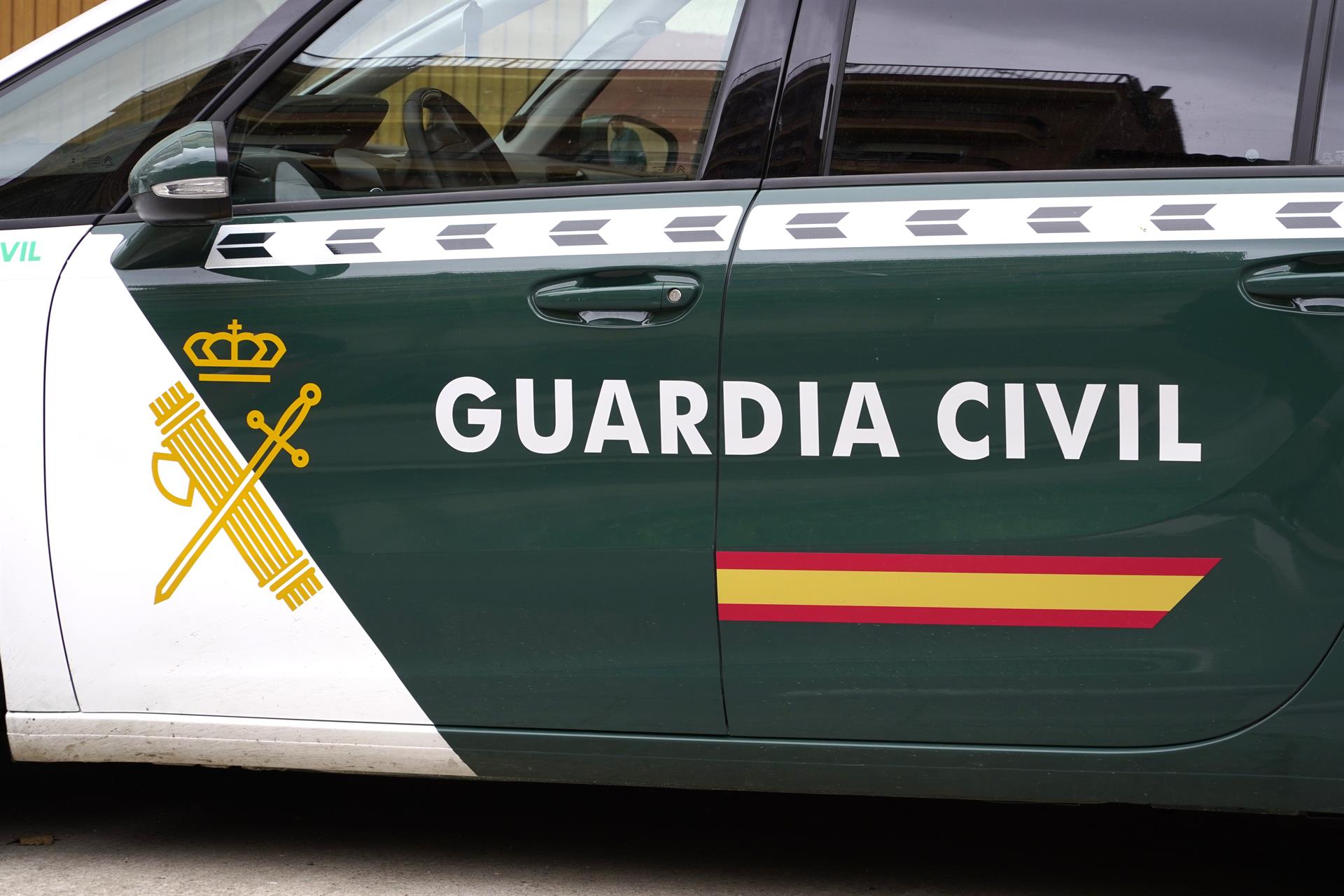 Investigan como posible asesinato machista la muerte de una mujer y detienen a su pareja Investigan como posible asesinato machista la muerte de una mujer y detienen a su pareja
