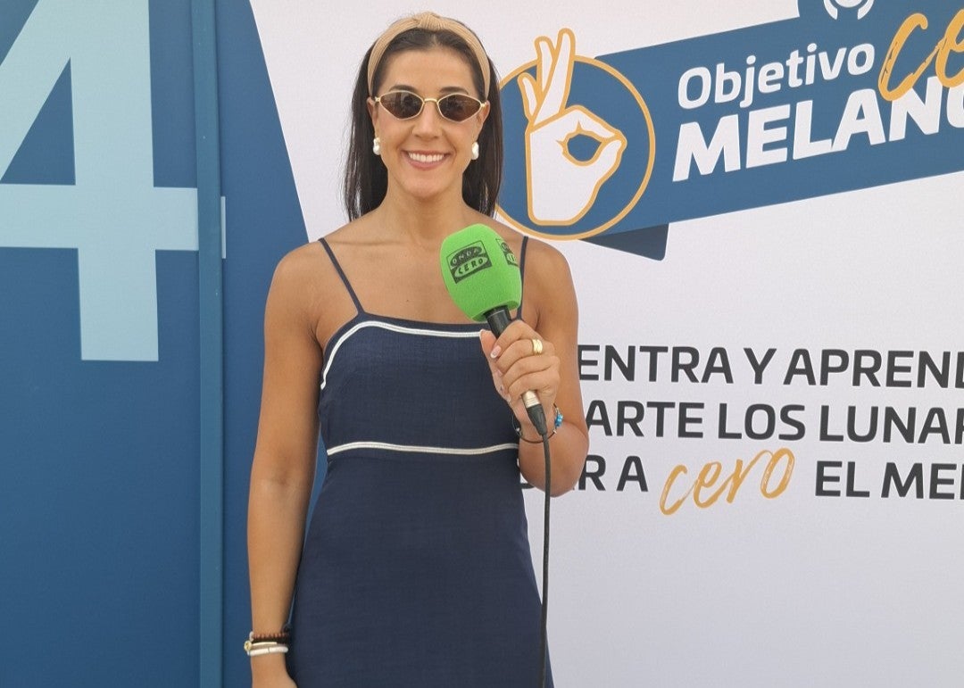 Carolina Marín refuerza en Málaga las medidas de prevención contra los melanomas Carolina Marín refuerza en Málaga las medidas de prevención contra los melanomas
