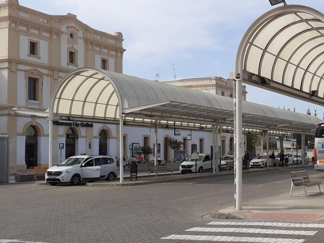 Més inversió en mobilitat, salut i serveis per adaptar Vilanova i el Garraf a una població cada vegada més envellida Més inversió en mobilitat, salut i serveis per adaptar Vilanova i el Garraf a una població cada vegada més envellida