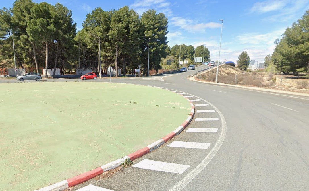 Nuevos avances del Ayuntamiento para desdoblar el puente de acceso a Campollano y terminar la urbanización del APR-13 Nuevos avances del Ayuntamiento para desdoblar el puente de acceso a Campollano y terminar la urbanización del APR-13