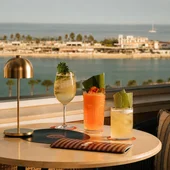 Only YOU Hotel Málaga inaugura Sonora Sky & Bites, un nuevo espacio donde la música y la gastronomía marcan el ritmo de la ciudad Only YOU Hotel Málaga inaugura Sonora Sky & Bites, un nuevo espacio donde la música y la gastronomía marcan el ritmo de la ciudad