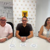 Los comercios de Altea que admitan mascotas estarán identificados con un distintivo