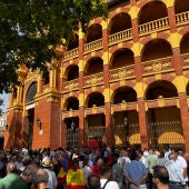 La Plaza de Toros de Zaragoza durante la manifestación taurina.