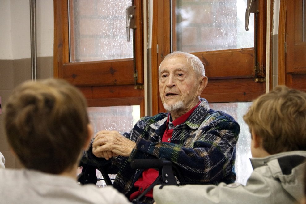 Mor Josep Vallverdú, 103 anys de contes, novel·les, poemes i assajos Mor Josep Vallverdú, 103 anys de contes, novel·les, poemes i assajos