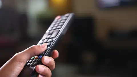 La televisión gratis sigue siendo la reina del salón, pero encontrarla en una Smart TV cada vez es más complicado La televisión gratis sigue siendo la reina del salón, pero encontrarla en una Smart TV cada vez es más complicado