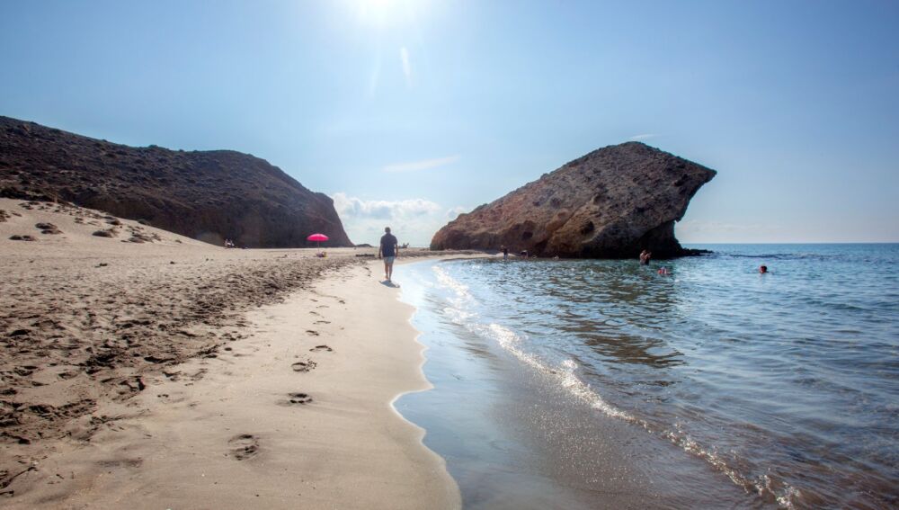 Playa de Mónsul, en Almería.