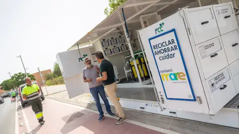 El Consorci Mare refuerza en l’Alfàs del Pi los servicios de reciclaje con el ecoparque móvil semanal El Consorci Mare refuerza en l’Alfàs del Pi los servicios de reciclaje con el ecoparque móvil semanal