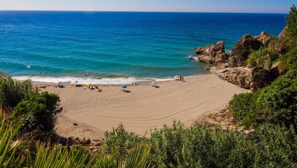 Playa Carabeillo, en Nerja.