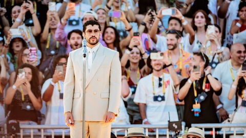 Bad Bunny en su concierto en Mil&aacute;n