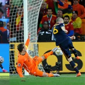 Las increíbles coincidencias entre el gol de Iniesta y el de Ferrán Torres en la final del Mundial Las increíbles coincidencias entre el gol de Iniesta y el de Ferrán Torres en la final del Mundial