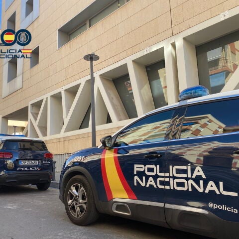 La Policía Nacional ha detenido en la pedanía de Torrellano un hombre con Una Orden Europea de Detención.