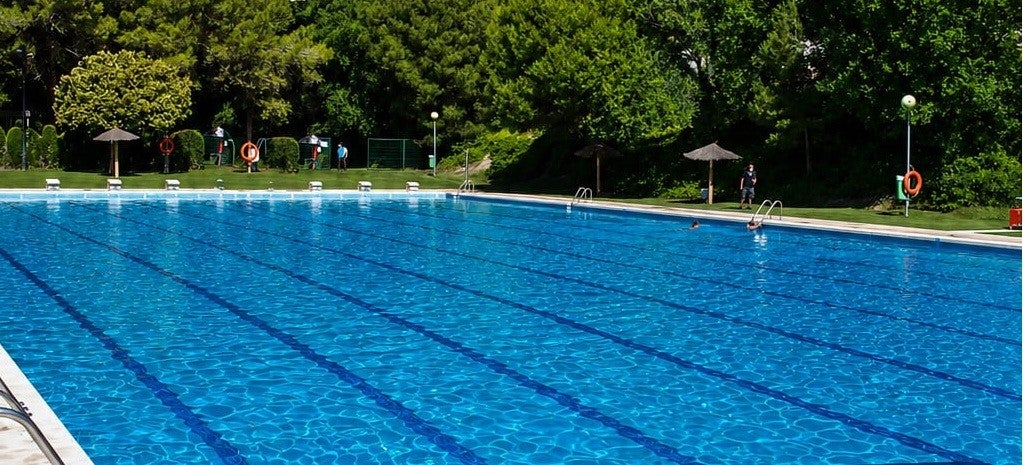 Villena extiende la gratuidad de la piscina municipal este viernes por el calor Villena extiende la gratuidad de la piscina municipal este viernes por el calor