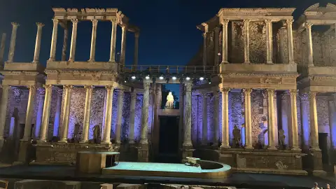 Teatro Romano de Mérida durante el Festival Internacional de Teatro Clásico de la ciudad Teatro Romano de Mérida durante el Festival Internacional de Teatro Clásico de la ciudad