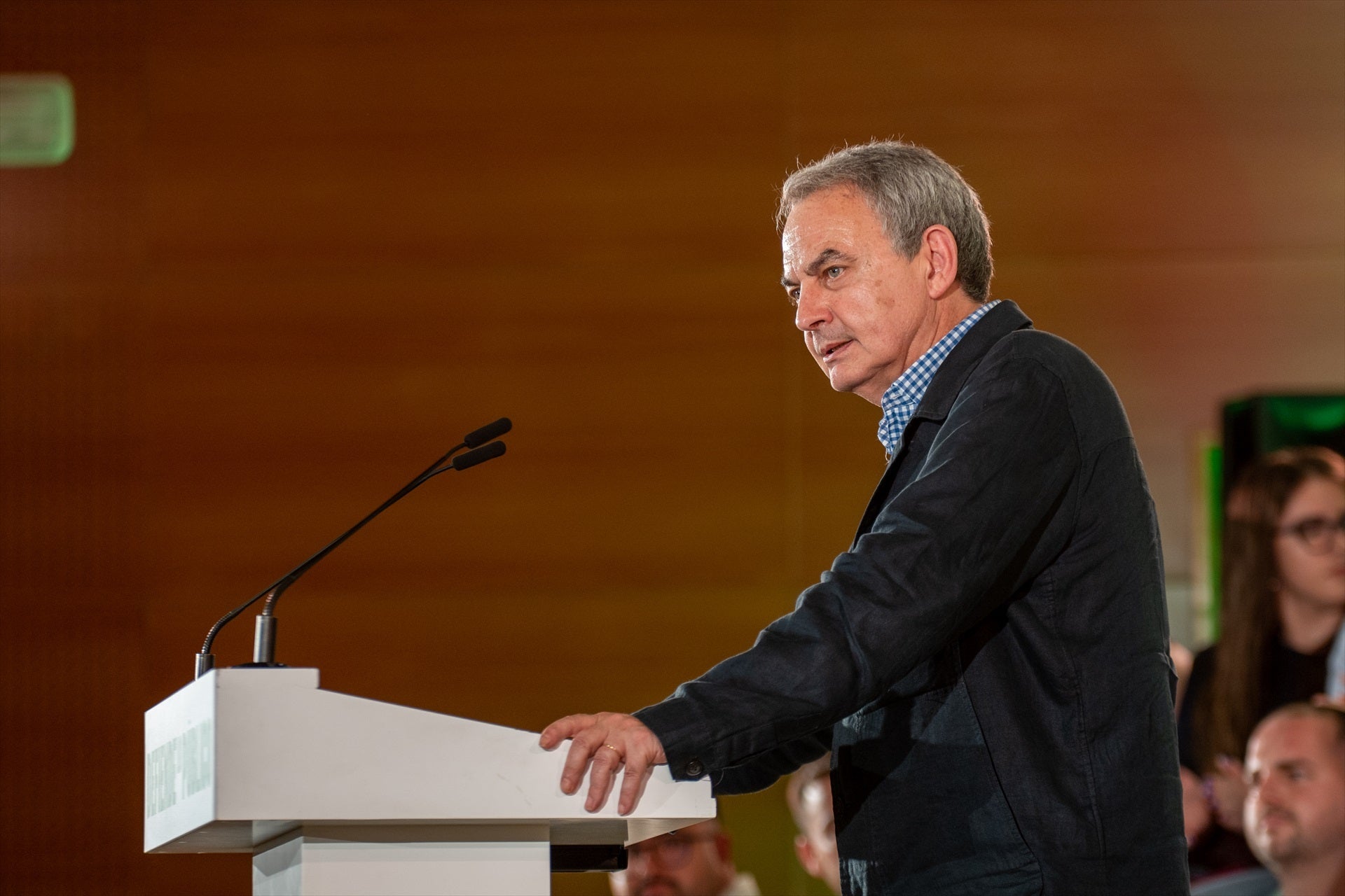 El juez rechaza anular la investigación a Zapatero al considerar que lo pidió fuera de plazo El juez rechaza anular la investigación a Zapatero al considerar que lo pidió fuera de plazo