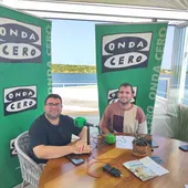 Miquel Alzina, concejal, responde a las preguntas de José Rada. Miquel Alzina, concejal, responde a las preguntas de José Rada.