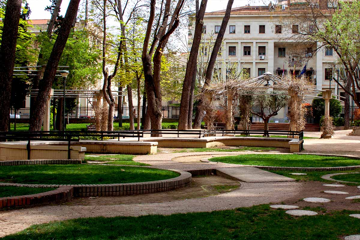 El Grupo Municipal Socialista urge al alcalde a que cumpla su palabra y agilice la instalación de sombreado en Albacete El Grupo Municipal Socialista urge al alcalde a que cumpla su palabra y agilice la instalación de sombreado en Albacete