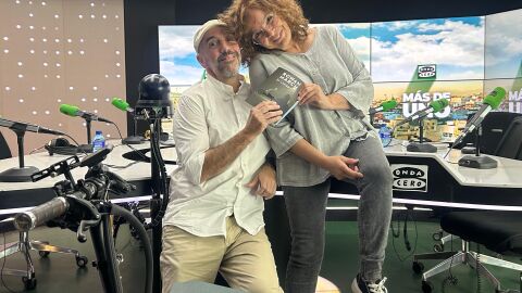 Jaime Novo y Begoña Gómez de la Fuente/ Onda Cero Jaime Novo y Begoña Gómez de la Fuente/ Onda Cero