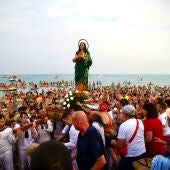 El Desembarco de Santa María Magdalena vuelve a emocionar a Moncofa 