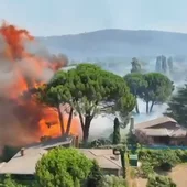 Vídeo a vista de dron del incendio en Madrid Vídeo a vista de dron del incendio en Madrid