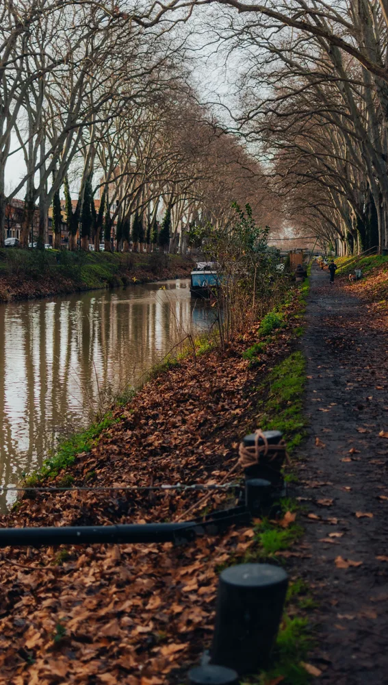 Canal du Midi a su paso por Toulouse Canal du Midi a su paso por Toulouse