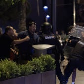 Cargas policiales durante una manifestación contra la saturación turística, a 26 de julio de 2026, en Palma de Mallorca, Islas Baleares (España)