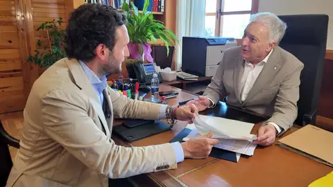 La DGA aplaza el corte de la A-132 ante las demandas de usuarios, ayuntamientos y empresarios La DGA aplaza el corte de la A-132 ante las demandas de usuarios, ayuntamientos y empresarios