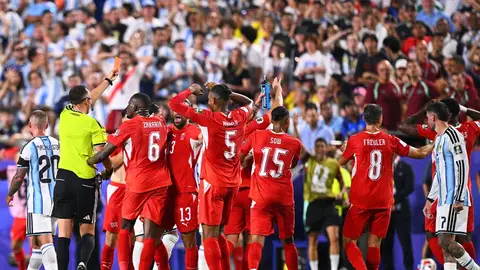 Momento de la roja a Embolo Momento de la roja a Embolo