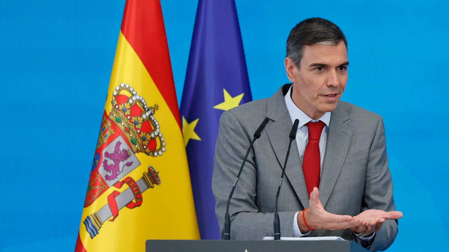 El presidente del Gobierno, Pedro Sánchez, respondiendo a las preguntas de los periodistas El presidente del Gobierno, Pedro Sánchez, respondiendo a las preguntas de los periodistas/ EFE/ Mariscal
