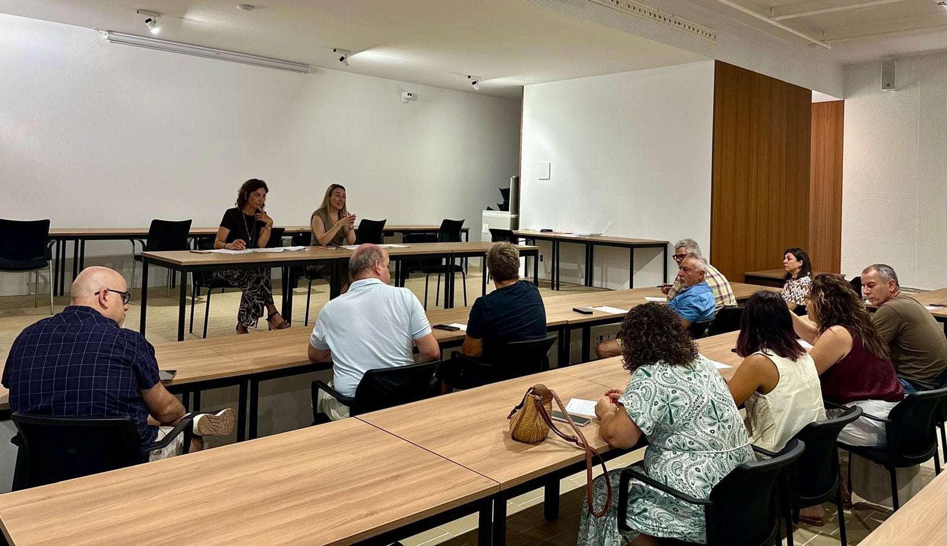 El Bono Consumo de Alicante arrancará a mediados de septiembre con tres modalidades de compra El Bono Consumo de Alicante arrancará a mediados de septiembre con tres modalidades de compra