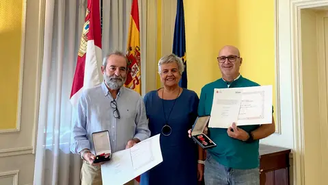Interior premia a dos conquenses por salvar la vida de dos personas en situaciones de riesgo autolítico Interior premia a dos conquenses por salvar la vida de dos personas en situaciones de riesgo autolítico