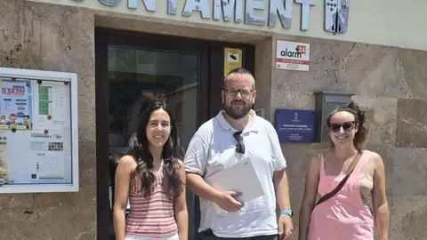 Confrides impulsa dos proyectos universitarios para estudiar su patrimonio natural y la realidad social de las personas mayores Confrides impulsa dos proyectos universitarios para estudiar su patrimonio natural y la realidad social de las personas mayores