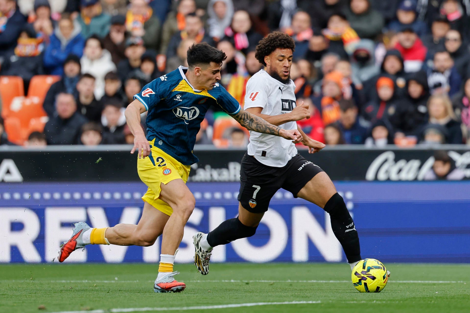 El Valencia gana al Derby County con doblete de Danjuma El Valencia gana al Derby County con doblete de Danjuma