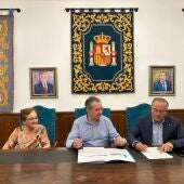 El Ayuntamiento formaliza la adquisición del Alfar La Purísima