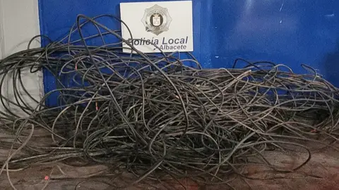 El Ayuntamiento destina 133.000 euros a reponer el cableado sustraído en instalaciones de alumbrado público El Ayuntamiento destina 133.000 euros a reponer el cableado sustraído en instalaciones de alumbrado público