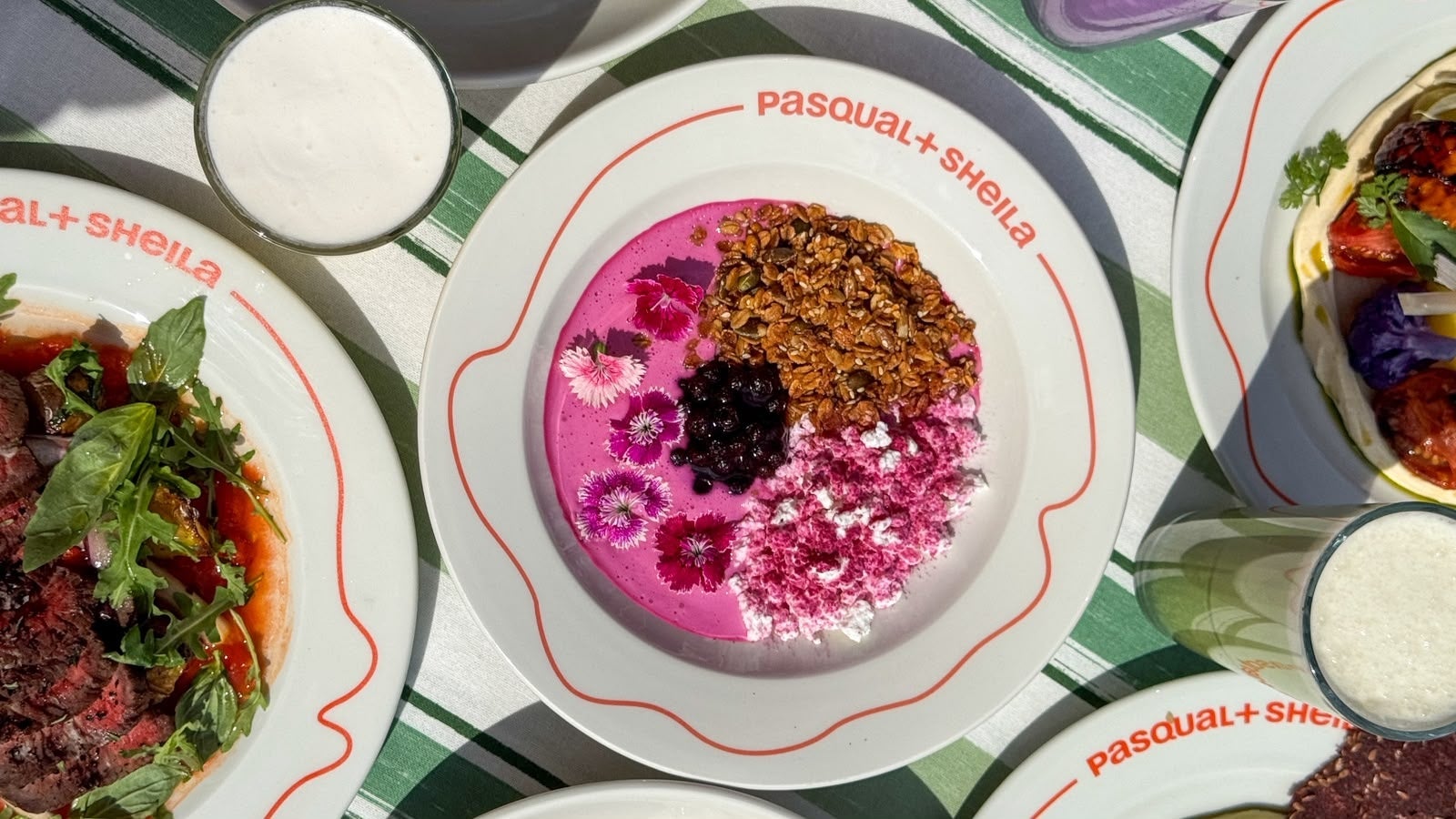 Pasqual & Sheila crece en València con un nuevo espacio dedicado a la cocina saludable y el producto de temporada Pasqual & Sheila crece en València con un nuevo espacio dedicado a la cocina saludable y el producto de temporada