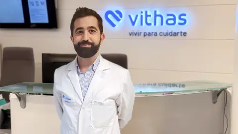 Las "moscas volantes" se hacen más visibles en verano: cuándo son inofensivas y cuándo requieren una rápida atención médica Las "moscas volantes" se hacen más visibles en verano: cuándo son inofensivas y cuándo requieren una rápida atención médica