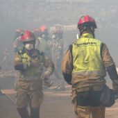 El fuego de la Vall d'Uixó arrasa 9.300 hectáreas y preocupa el flanco entre Tales y Alfondeguilla