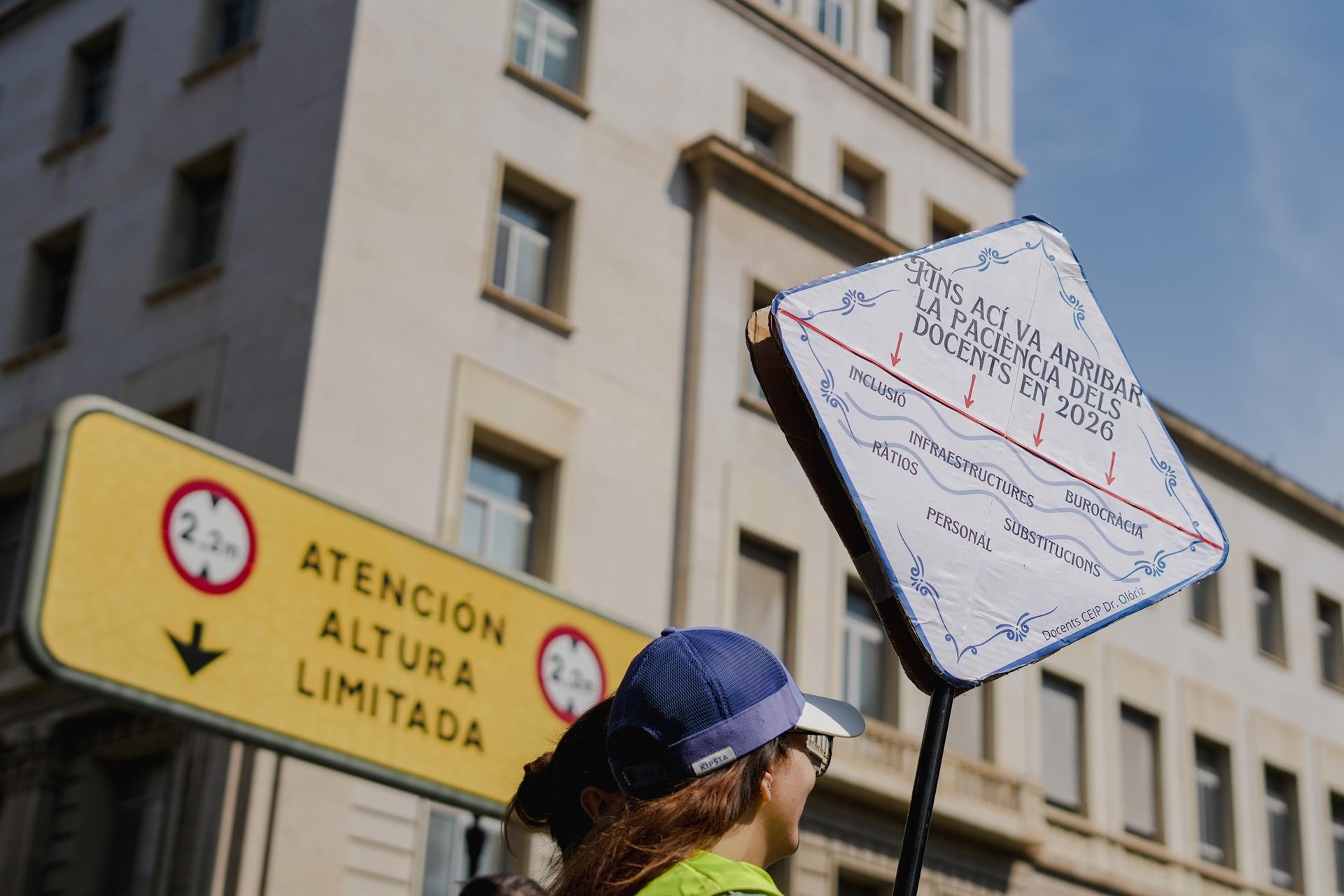 Asambleas docentes y sindicatos educativos convocan manifestación el 12 de septiembre Asambleas docentes y sindicatos educativos convocan manifestación el 12 de septiembre