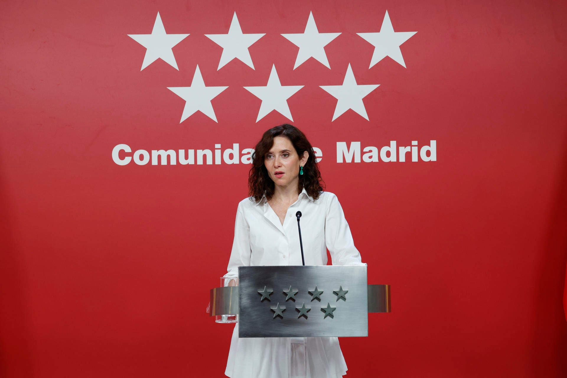 La Comunidad de Madrid anuncia que vende el ático adquirido en Chamberí para la "reconstrucción" tras el incendio en la sierra La Comunidad de Madrid anuncia que vende el ático adquirido en Chamberí para la "reconstrucción" tras el incendio en la sierra