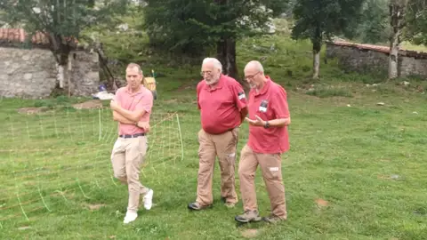 El Ayuntamiento de Cangas de Onís reitera su compromiso con el sector primario y con la conservación de las actividades tradicionales El Ayuntamiento de Cangas de Onís reitera su compromiso con el sector primario y con la conservación de las actividades tradicionales